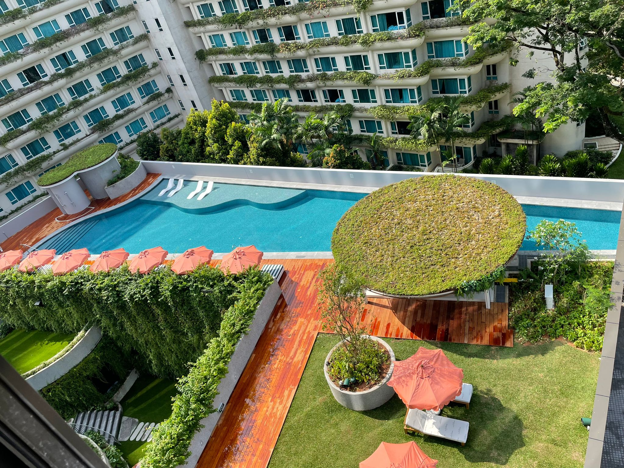 4) The Standard Hotel